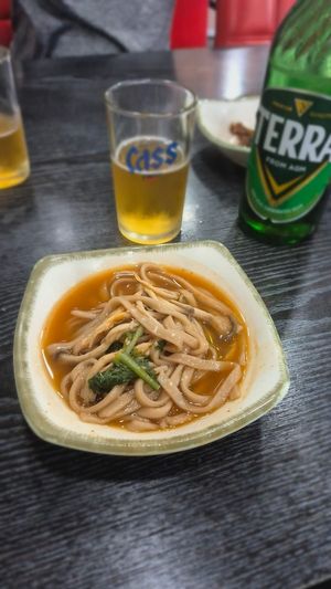  at Dotori Kalguksu in Seoul