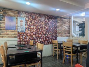  at Dotori Kalguksu in Seoul