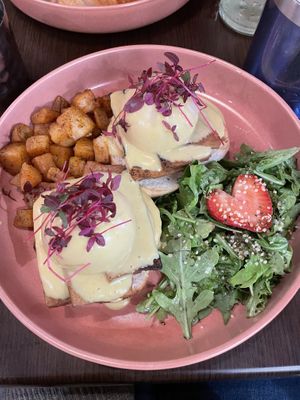 Vegan tofu eggs Benedict with GF bun  at UT47 Manhattan in New York City
