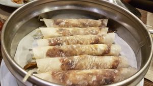 Peking gluten duck at Chun in Madrid