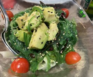 Wakame salad with avocado at Chun in Madrid