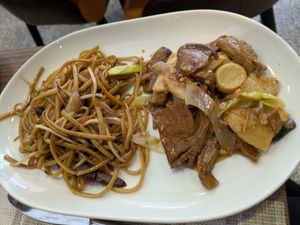 Seitan with bamboo and mushrooms at Chun in Madrid