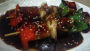 Brochetas de vegetales at Chun in Madrid
