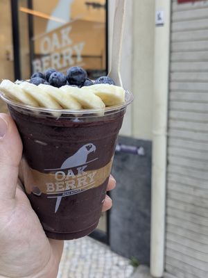 Delicious and refreshing at Oakberry in Lisbon