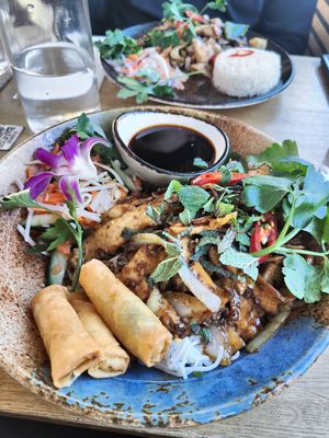 Nr 40 without peanuts, 180:- at Floating Saigon in Gothenburg