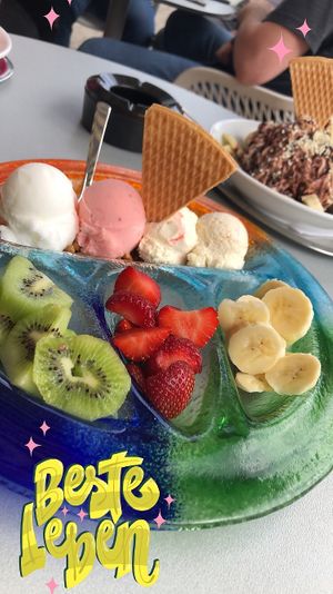 Vegan Ice Cream at Eiscafé Venezia in Budingen