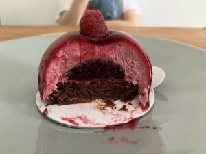 Fruchtig gefüllt  at Pâtisserie Ludwig in Karlsruhe