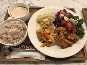 Set menu (5 deli plates) 選べる5種のデリプレート at Upgrade Plant Based Kitchen in Osaka