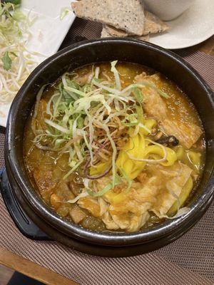 Mi quang  at Vegan Heaven in Da Lat