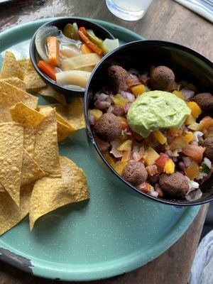 Bowl vegetal at Taco Taco in Monteverde