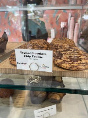 vegan cookie!   at Parakeet Cafe in San Diego