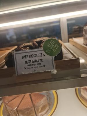 Chocolate Brownie at Privé - Tiong Bahru in Central Singapore