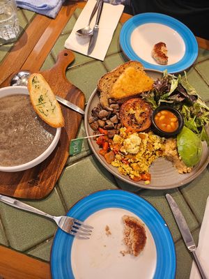 For 2' ~ 3/10/23 at Privé - Tiong Bahru in Central Singapore