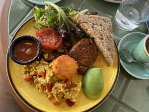 Vegan plant powered breakfast at Privé - Tiong Bahru in Central Singapore