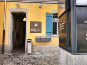 Somewhat discreet entrance at Riithalle in Zurich