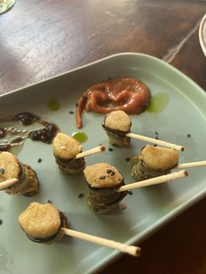 Rolinhos de berinjela com creme de castanhas   at Cozinha Aberta in Lencois