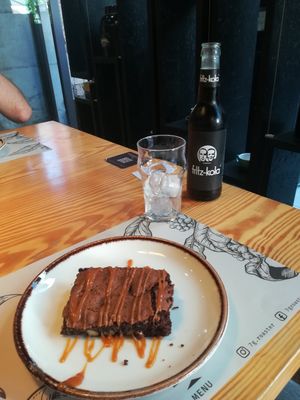 Brownie at 7g Roaster in Vila Nova De Gaia