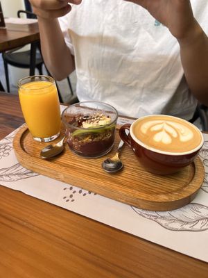 Vegan Brunch   at 7g Roaster in Vila Nova De Gaia