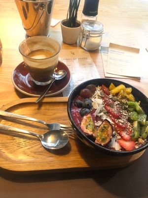 Delicious red smoothie bowl  at 7g Roaster in Vila Nova De Gaia