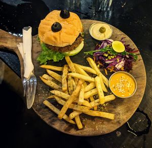 Vegan burger at Bibhitaki in Palolem