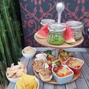 Etagere (take away) at Atelier Flori in Bruges