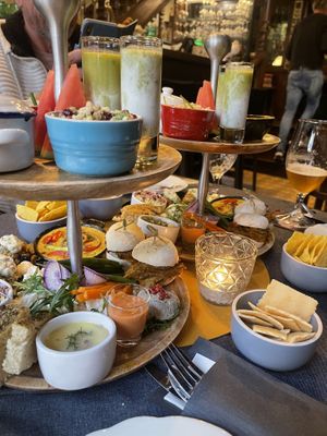   at Atelier Flori in Bruges