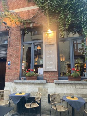   at Atelier Flori in Bruges