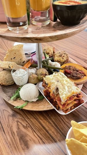 🌱🌱🌱  at Atelier Flori in Bruges