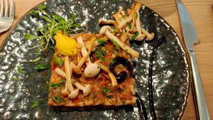  at Atelier Flori in Bruges