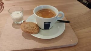  at Atelier Flori in Bruges