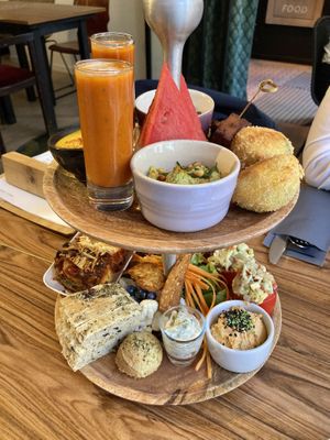   at Atelier Flori in Bruges