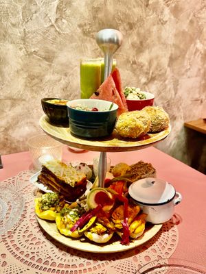  at Atelier Flori in Bruges