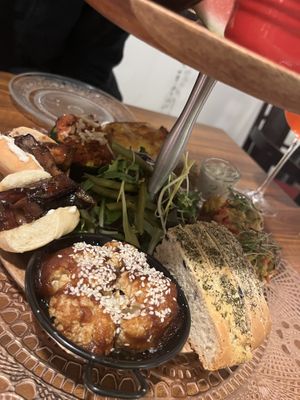   at Atelier Flori in Bruges