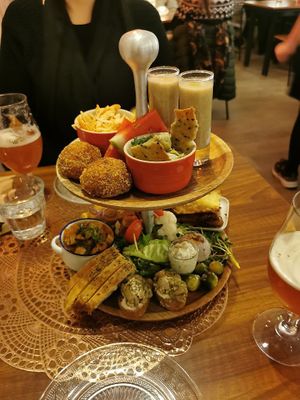   at Atelier Flori in Bruges