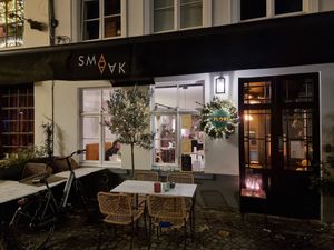 Front - Dec 2023 at Atelier Flori in Bruges