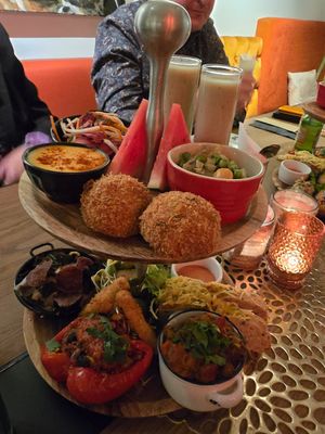 Etagere at Atelier Flori in Bruges