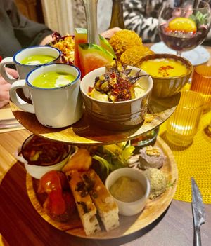 Étagère 28/02/2024 at Atelier Flori in Bruges