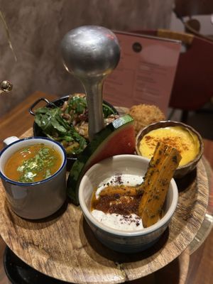 higher tray  at Atelier Flori in Bruges