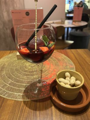 Homemade ice tea 7€ + complimentary peanuts butter  at Atelier Flori in Bruges