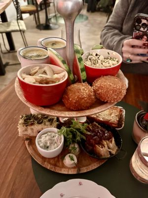   at Atelier Flori in Bruges