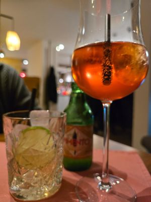 Drinks at Atelier Flori in Bruges