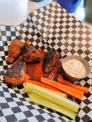 Vegan Buffalo wings with non-dairy Blue cheese at DC Vegetarian in Portland