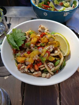 "Pad-thai" at Raw Aura in Mississauga