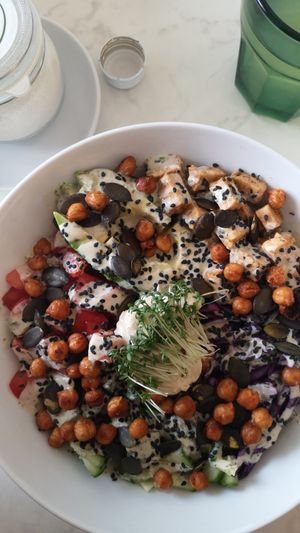 Proteinkick bowl at Grünschnabel Superfoodcafe in St Polten