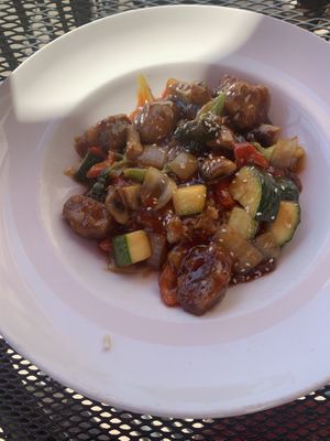 Sesame chicken at Cafe Sunflower in Atlanta