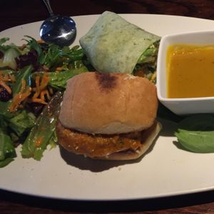 lunch specials at Cafe Sunflower in Atlanta