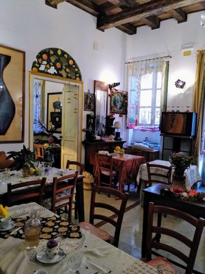 The quirky interior of La foglia at La Foglia in Siracusa