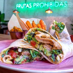 Valiente Wrap at Frutas Prohibidas in Madrid