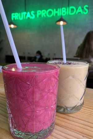 Smoothies at Frutas Prohibidas in Madrid