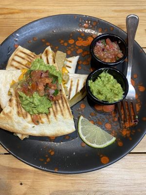 Quesadillas de pollo  #Veganuary at Frutas Prohibidas in Madrid